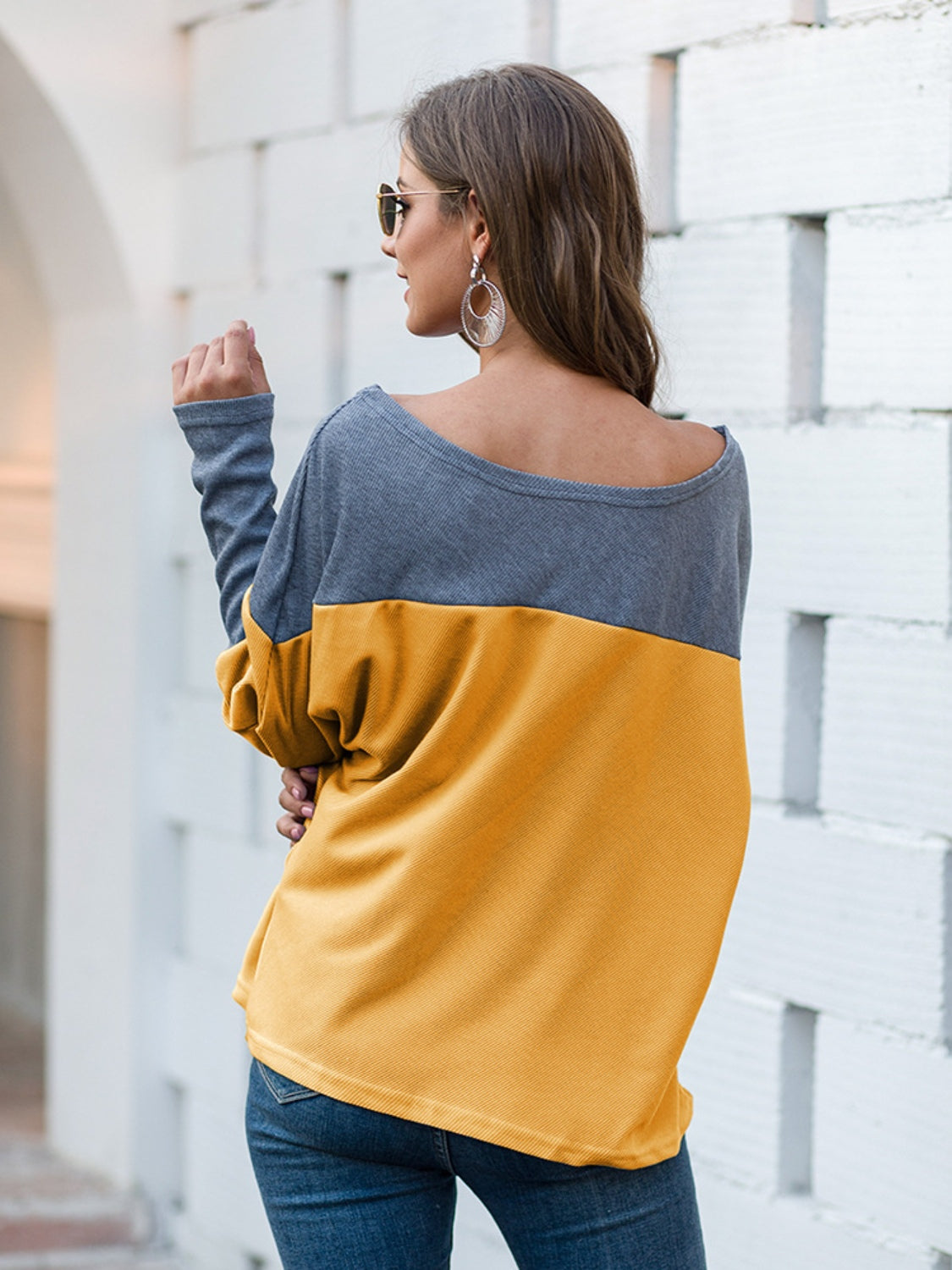 Boat Neck Sweatshirt in 4 Colors