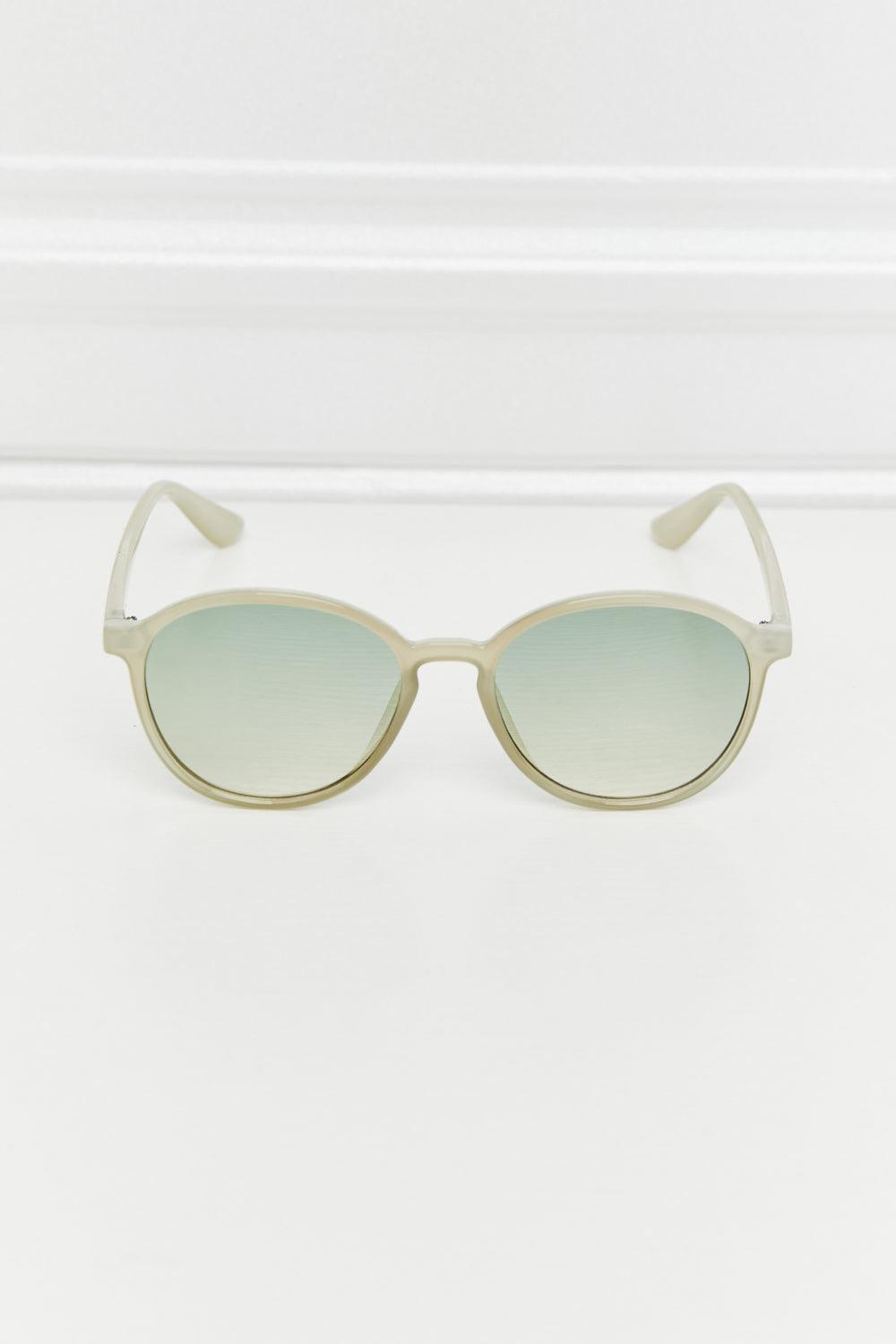 Full Rim Polycarbonate Frame Sunglasses - Olive Ave