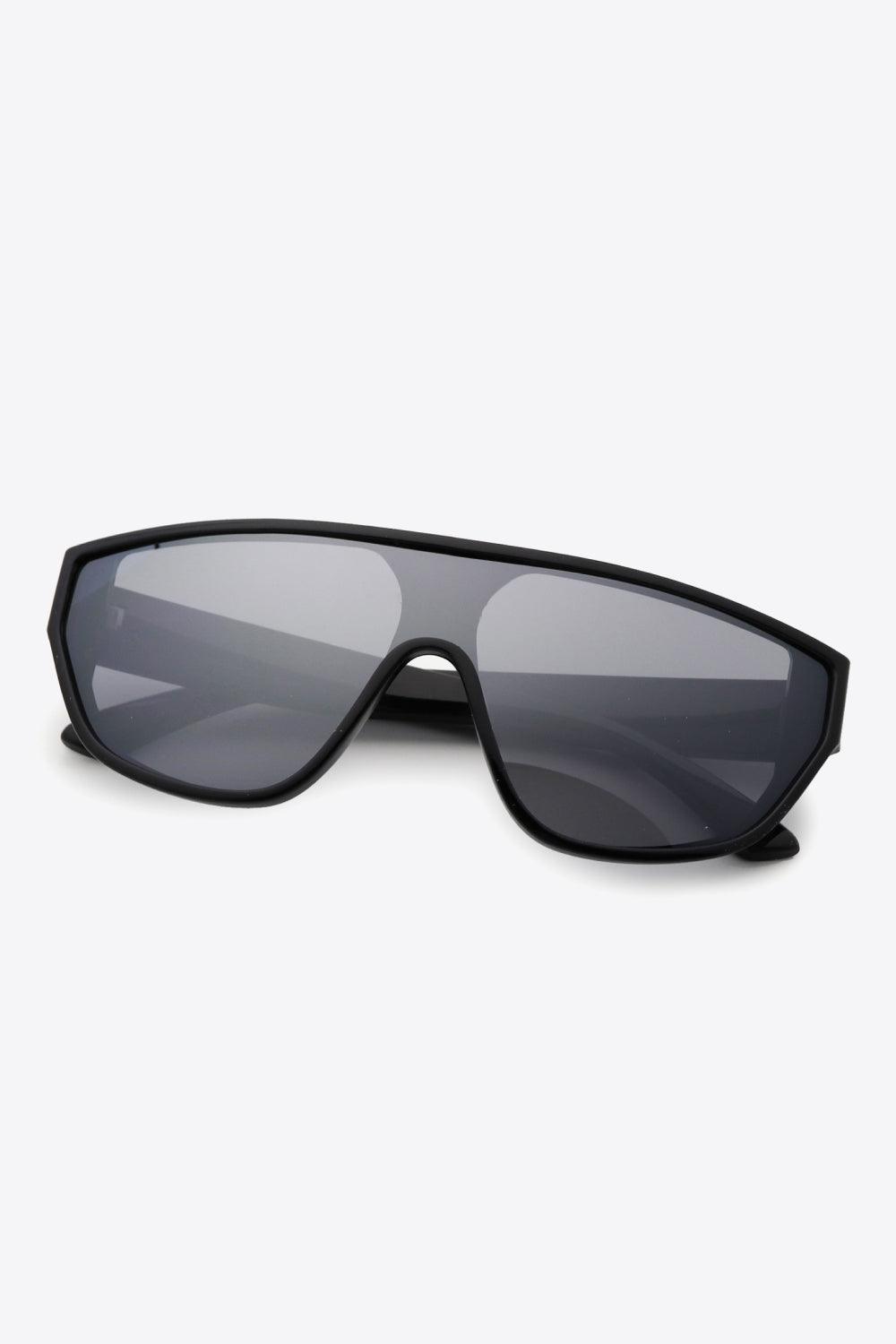 Wayfarer Sunglasses in Lilac and Black - Olive Ave