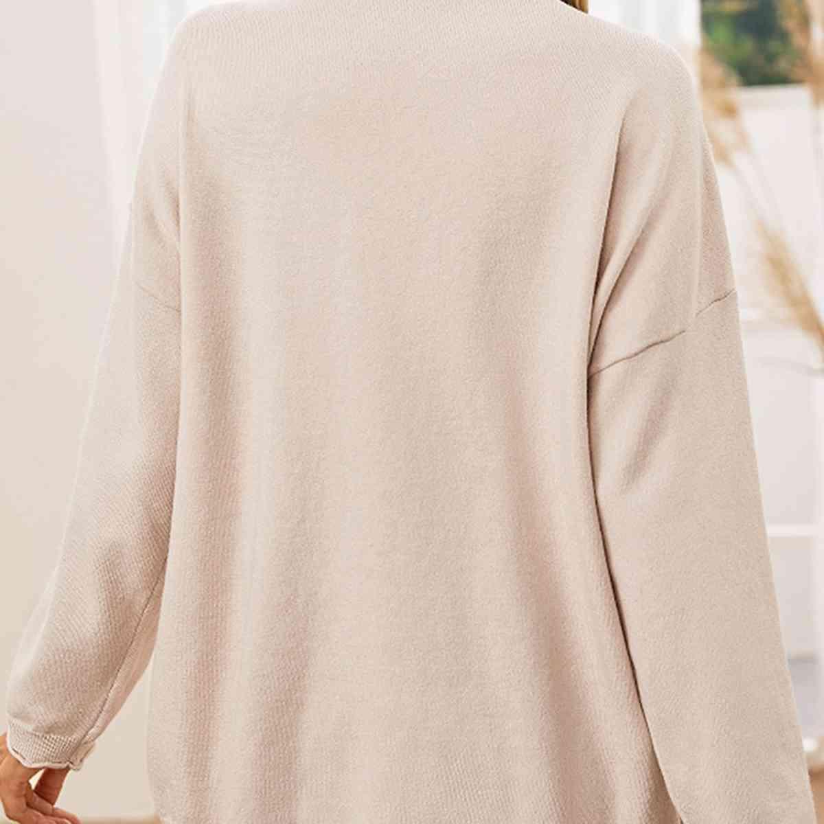 Geometric Graphic Top - Olive Ave