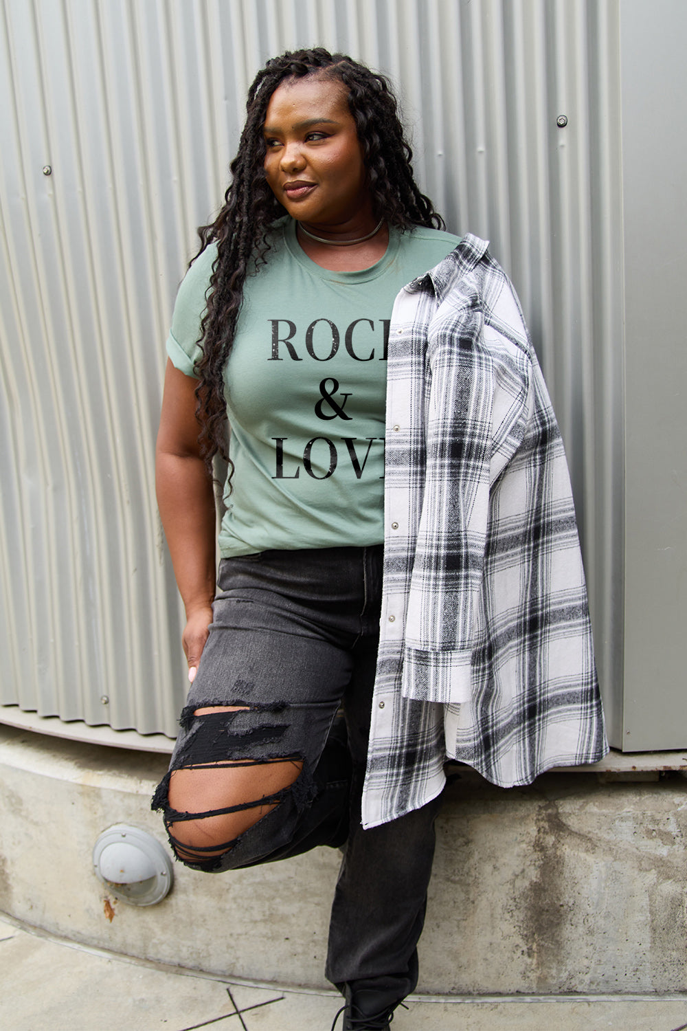 Full Size ROCK ＆ LOVE T-Shirt in 3 Colors