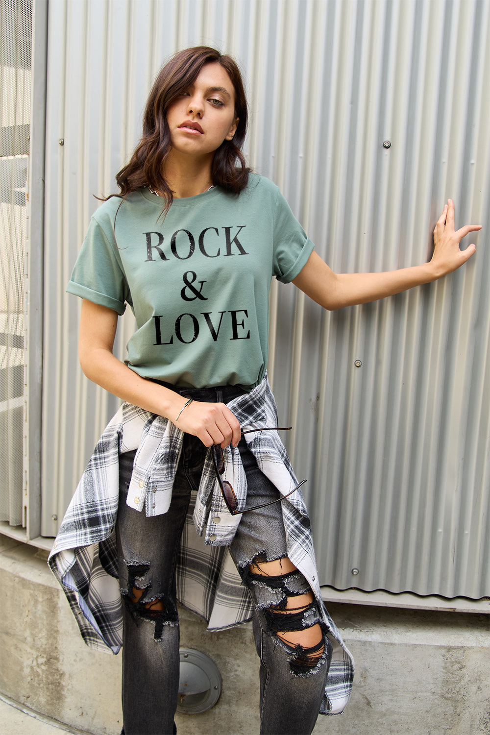 Full Size ROCK ＆ LOVE T-Shirt in 3 Colors