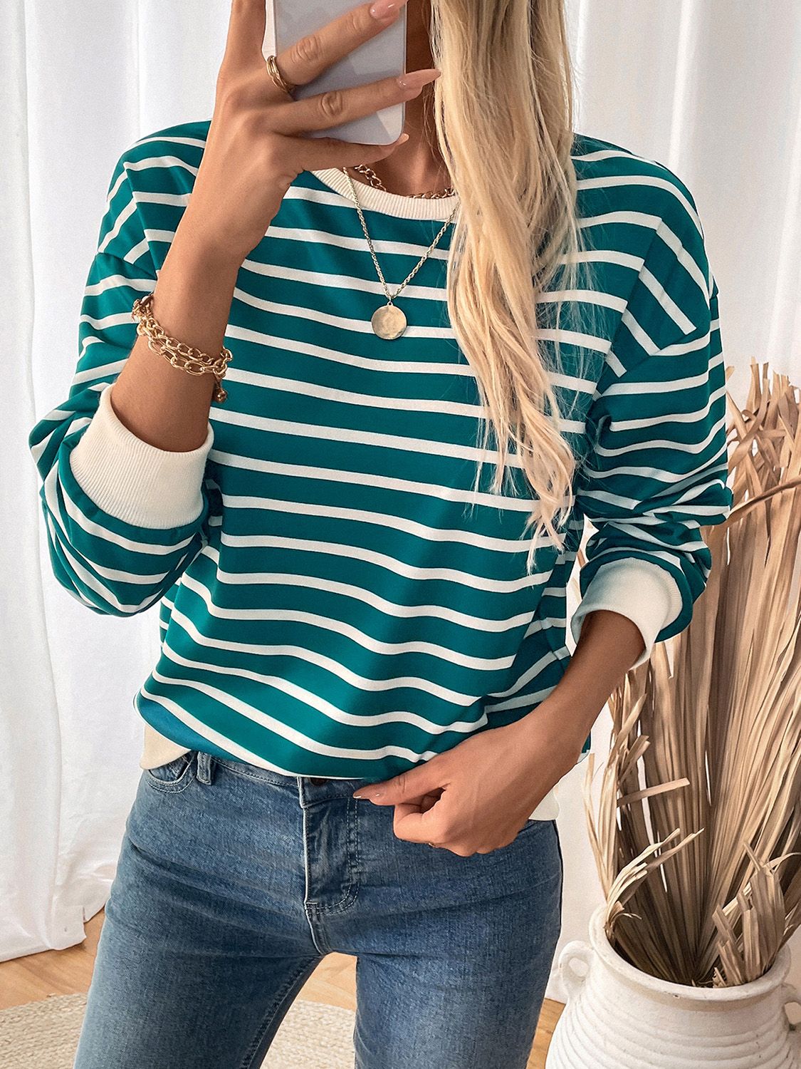 Striped Contrast Sweatshirt