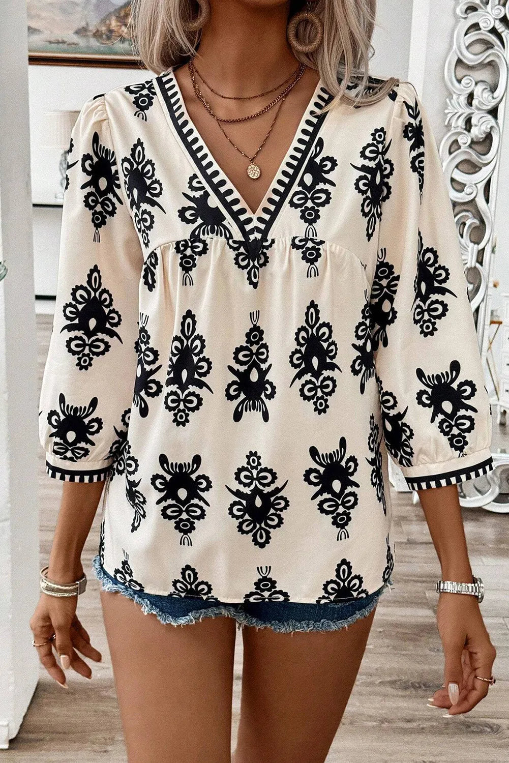 Printed V-Neck Blouse in 3 Colors