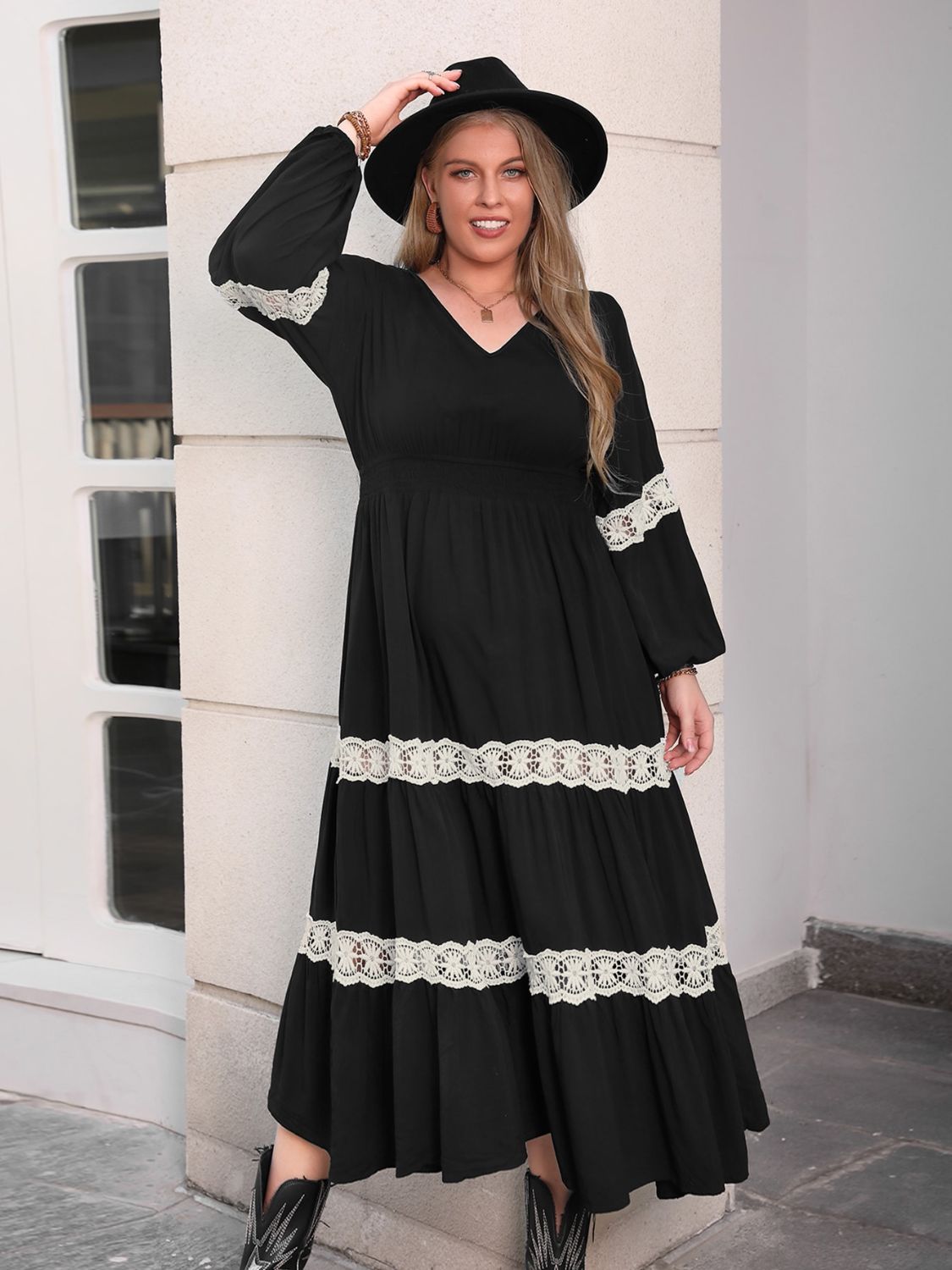 Plus Size Lace Long Sleeve Midi Dress