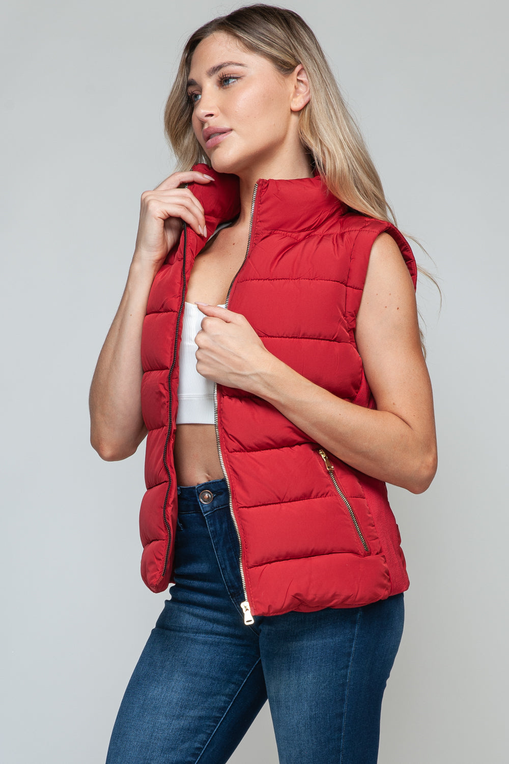 Zip Up Turtleneck Vest with Pockets in Red