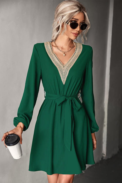 Contrast V-Neck Belted Dress - Olive Ave