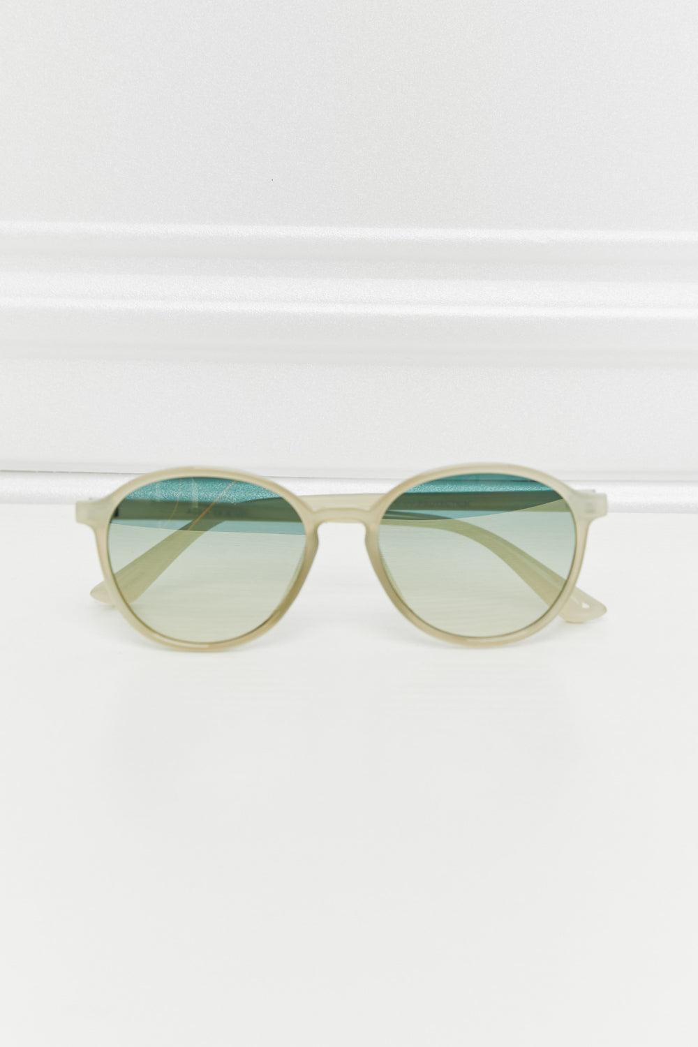 Full Rim Polycarbonate Frame Sunglasses - Olive Ave