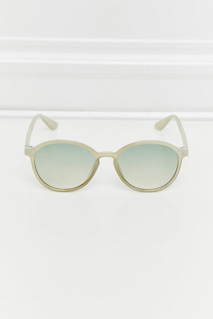 Full Rim Polycarbonate Frame Sunglasses - Olive Ave