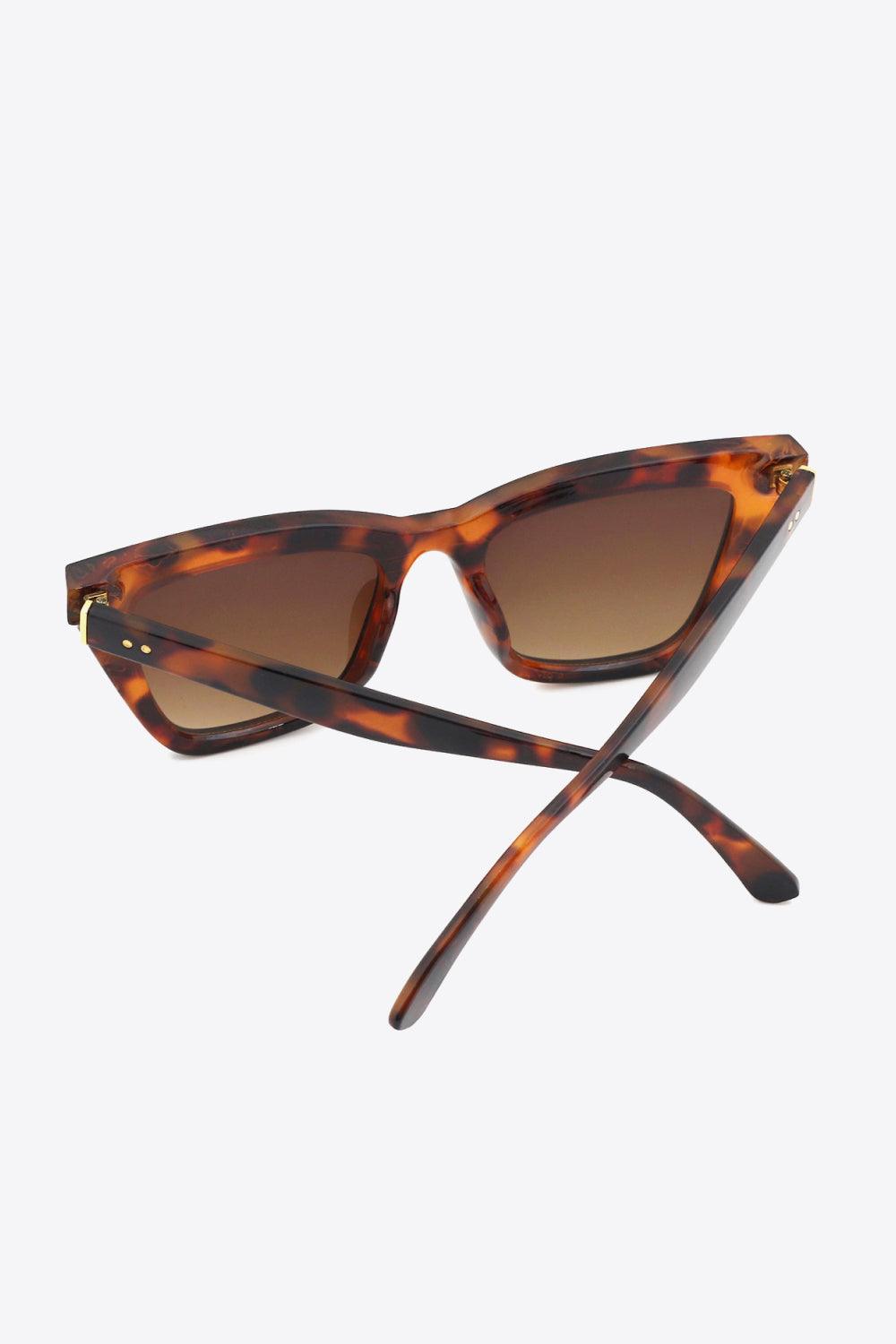 UV400 Polycarbonate Frame Sunglasses - Olive Ave