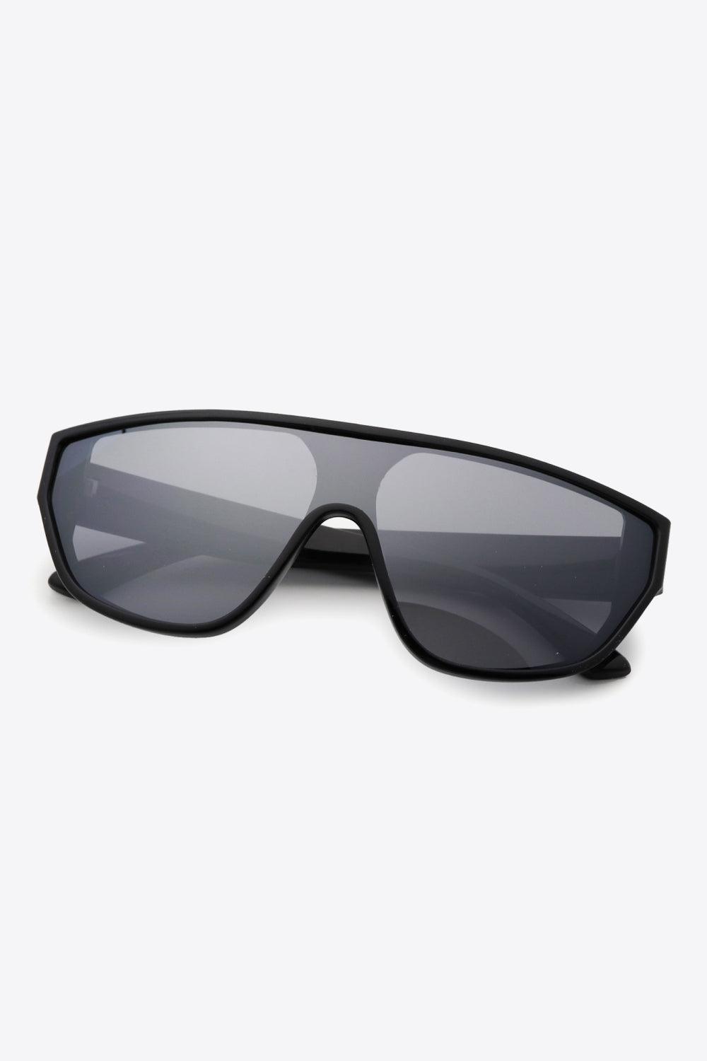 Wayfarer Sunglasses in Lilac and Black - Olive Ave