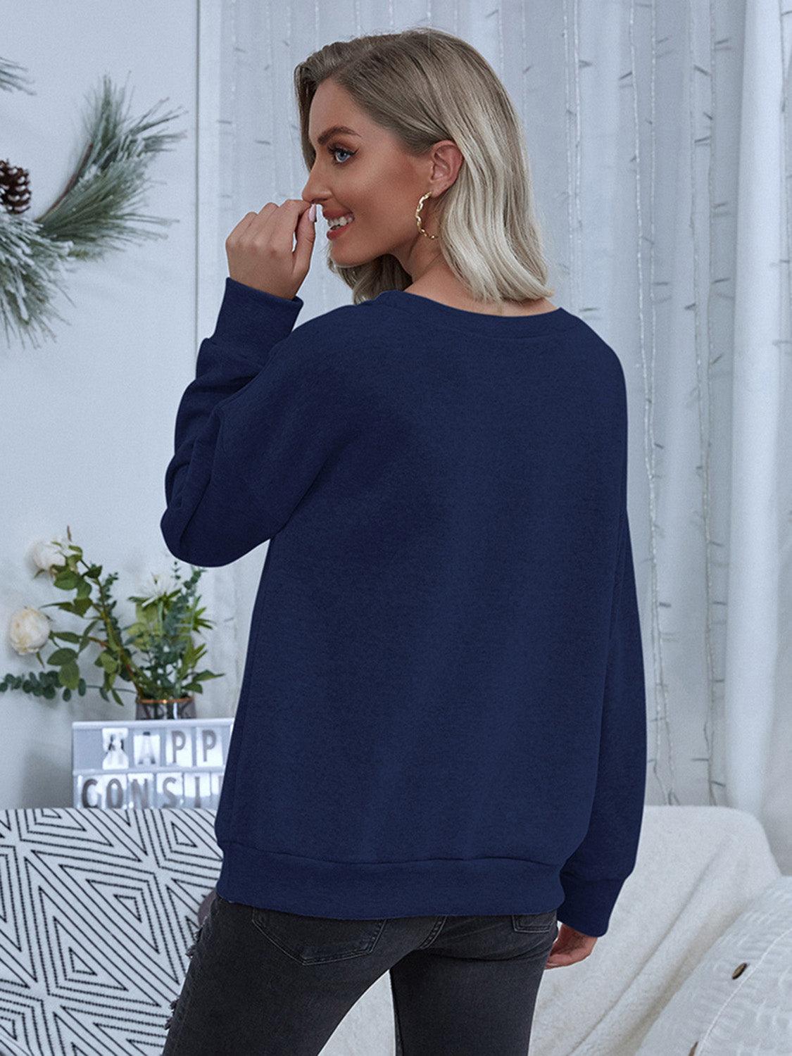 Lip Graphic Sweatshirt in 2 Colors - Olive Ave